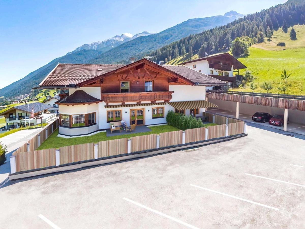 Lovely Apartment In Neustift Im Stubaital With Mountain View מראה חיצוני תמונה